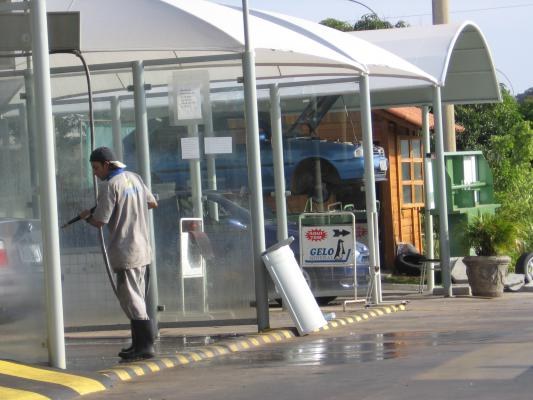 Come ottenere un permesso di lavaggio auto