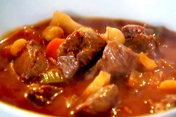 Goulash di maiale con patate