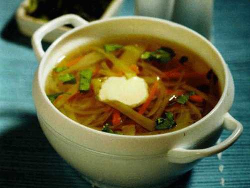 Come cucinare l'insalata fatta in casa