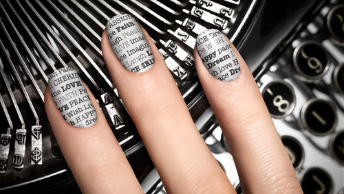 Come fare una manicure da "giornale"