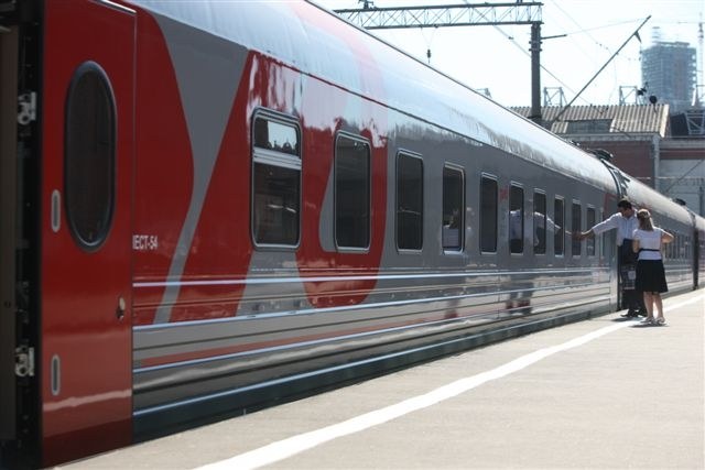 Quanto costa un biglietto ferroviario a San Pietroburgo?