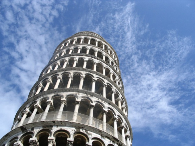 Suggerimento 1: cadere la Torre di Pisa?